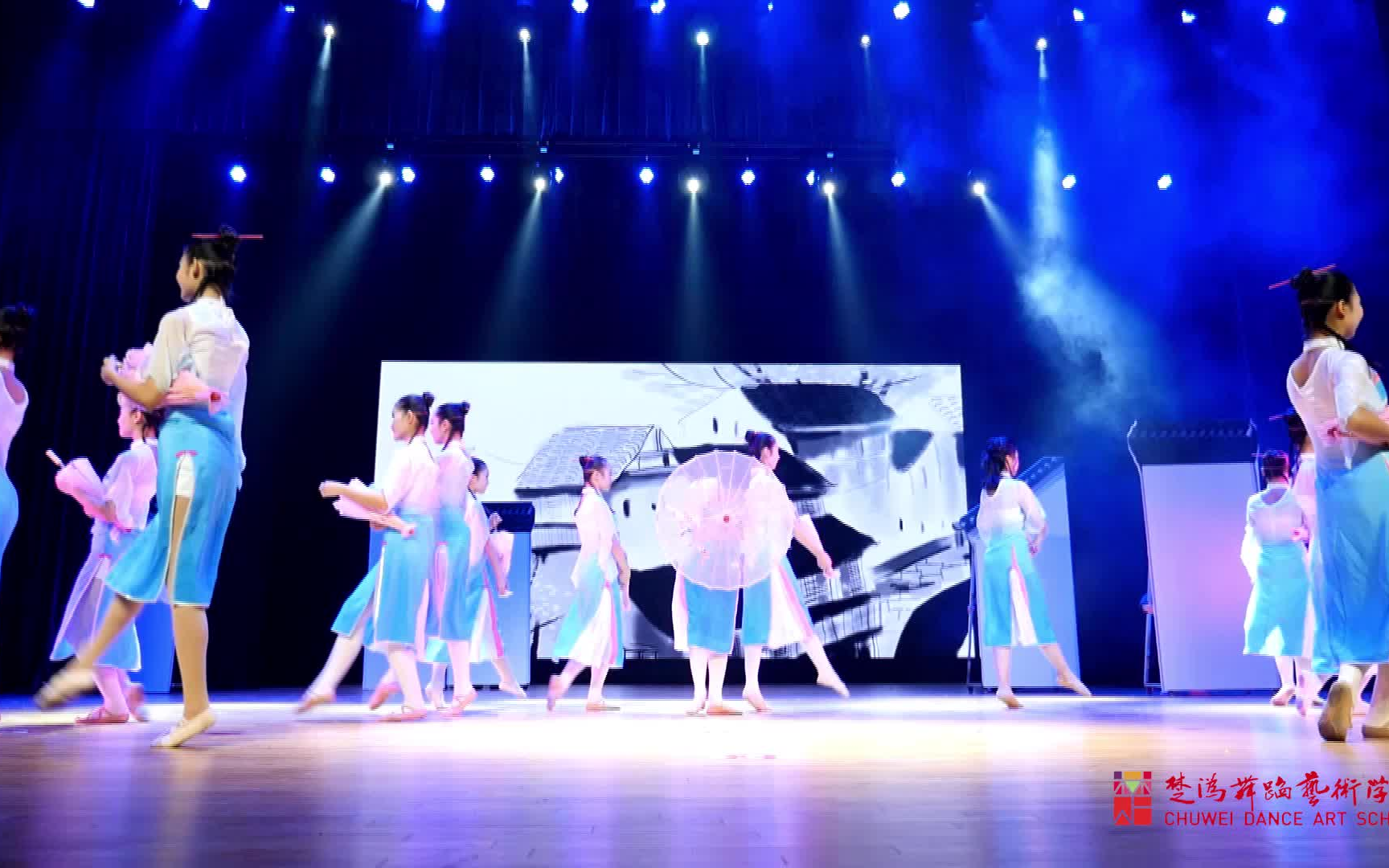 《小城雨巷》楚沩舞蹈艺术学校20周年校庆哔哩哔哩bilibili