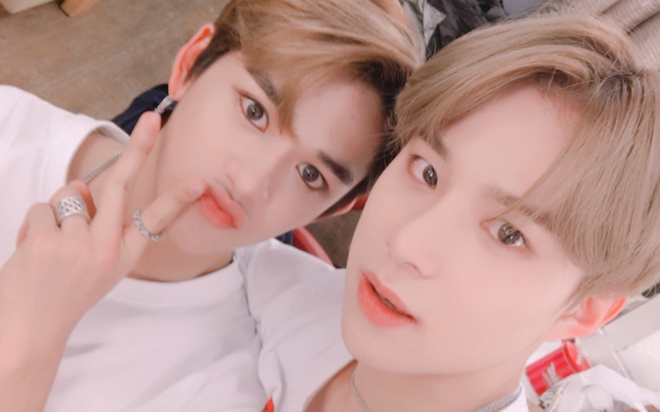 威神v黄旭熙×nct127金廷祐
