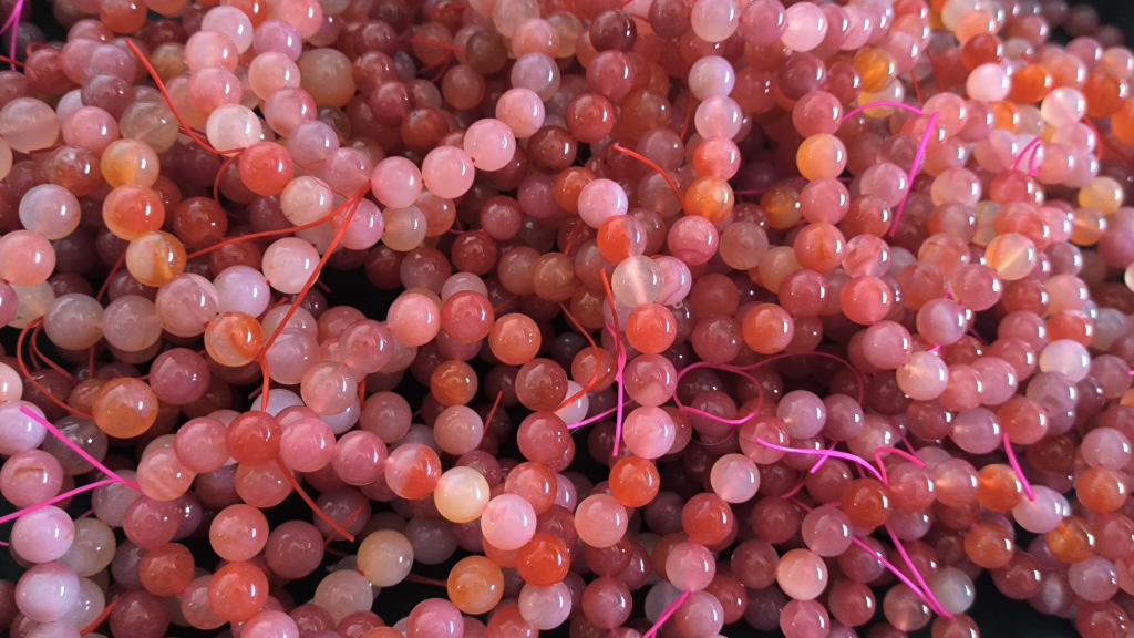 出材料,绯红玛瑙手串