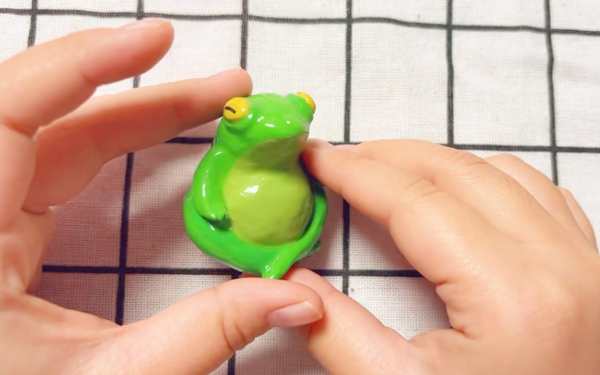 石塑黏土 | 打包小青蛙摆件