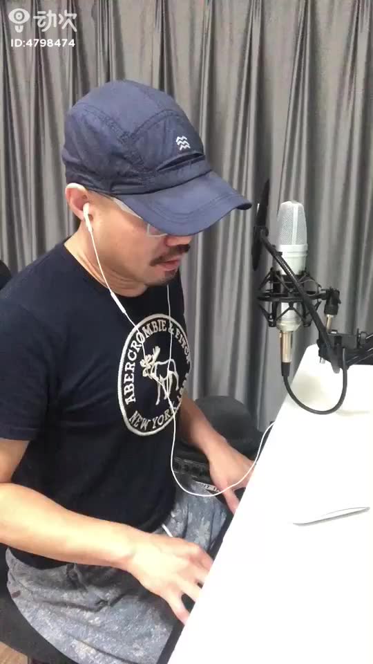 动次短视频歌手王卓你是魔鬼还是天使