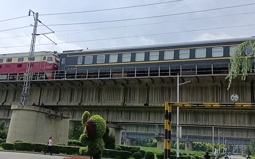 [拍火车]沈局苏段df4d0479牵引k388次车底通过浑河桥(回送)