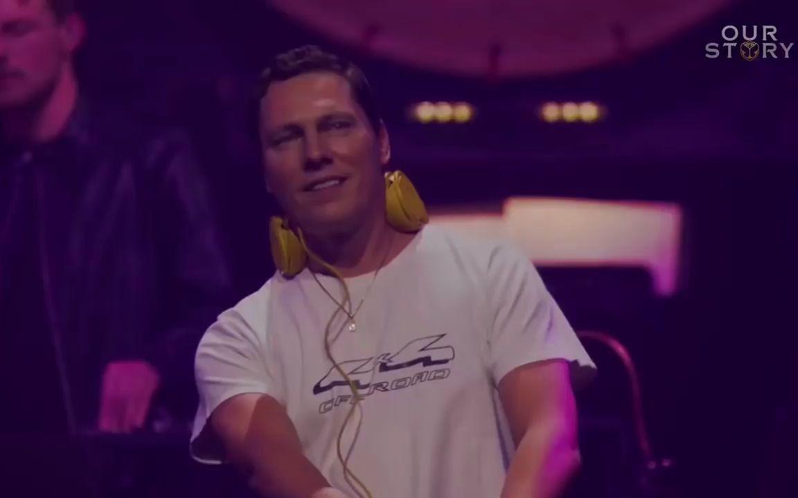 [图]Tiesto - Adagio for strings _ Secret ( Epic Tomorrowland Show 2019 )