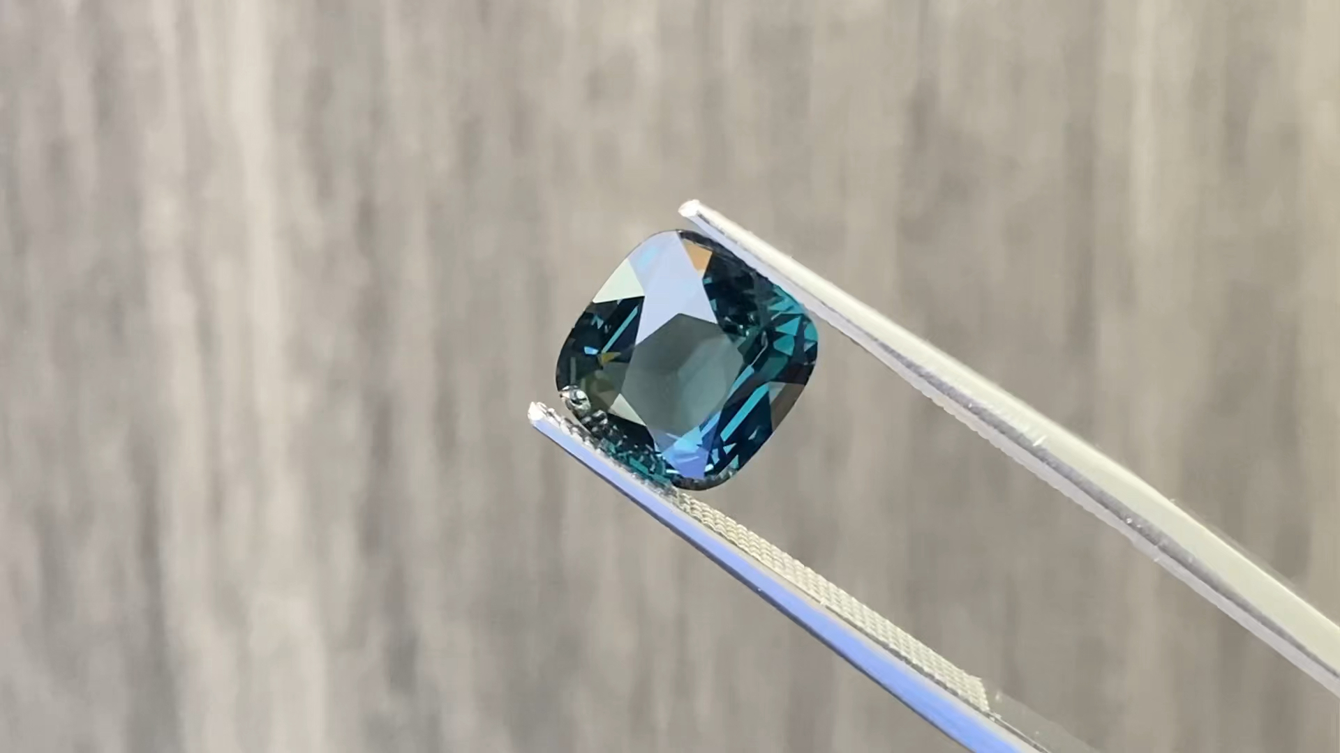 分享一颗绿尖晶[星星眼]2.