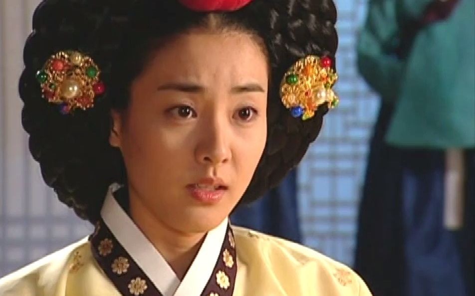 大长今:连生不忍长今难过,竟跑去找皇上,向皇上说出长今有爱人的实情!