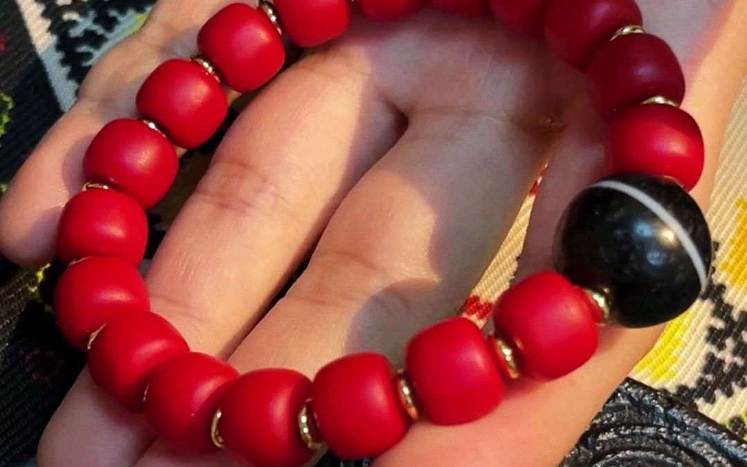 红雪巴手串#藏传佛教文化 #藏传文玩 #寻觅藏传老物件