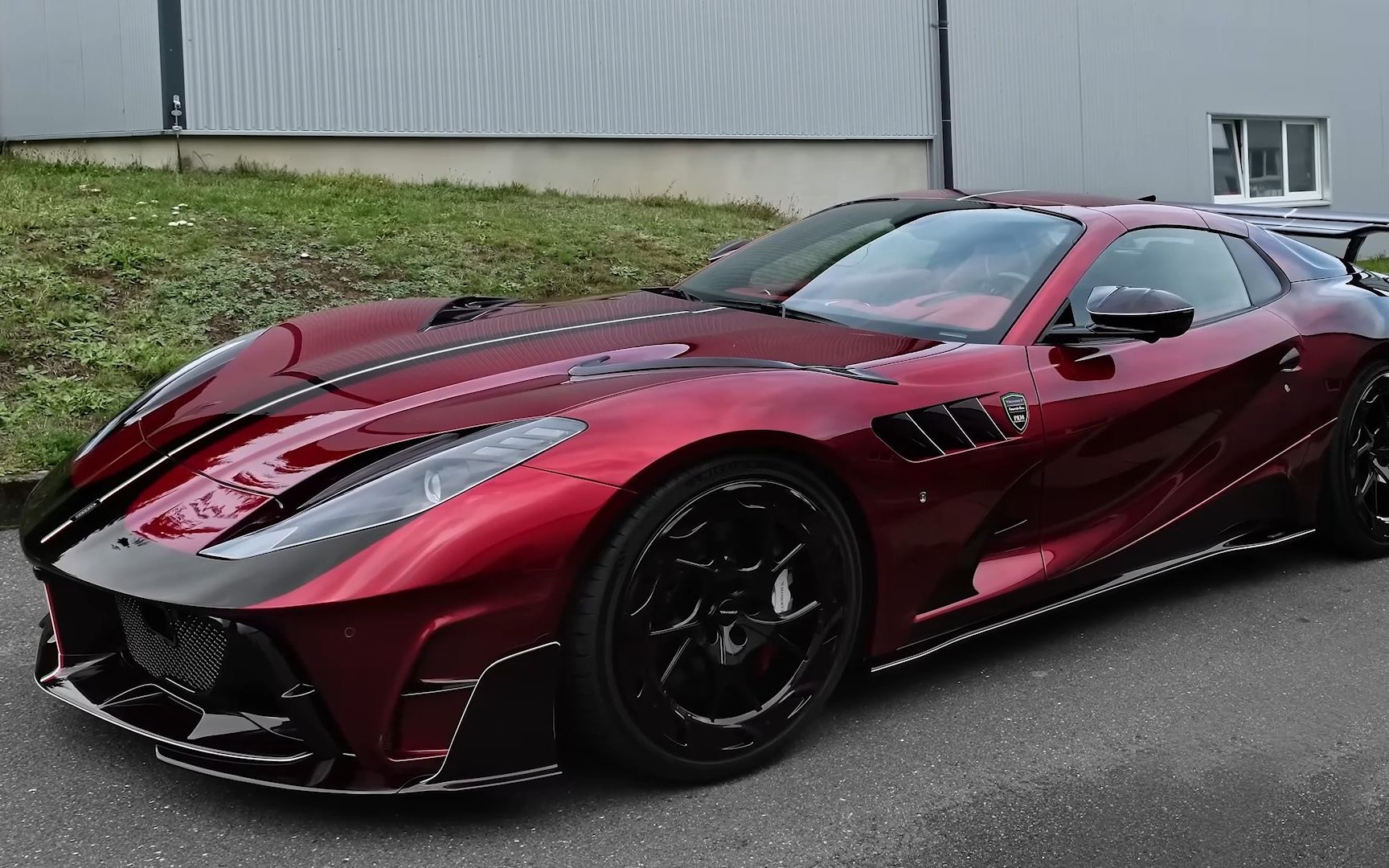 法拉利812 gts终极版,满足你对汽车所有的幻想