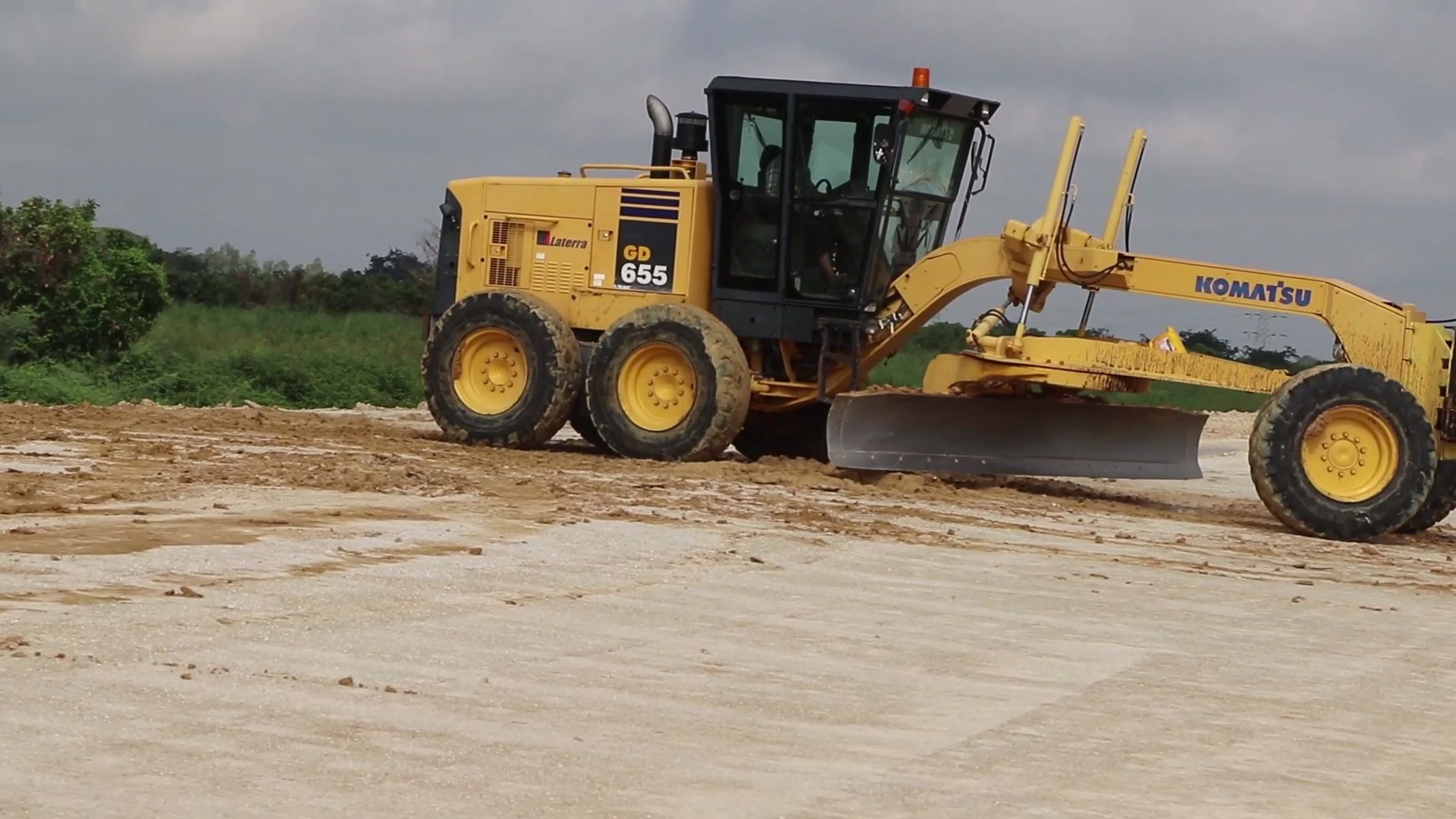 小松gd655平地机