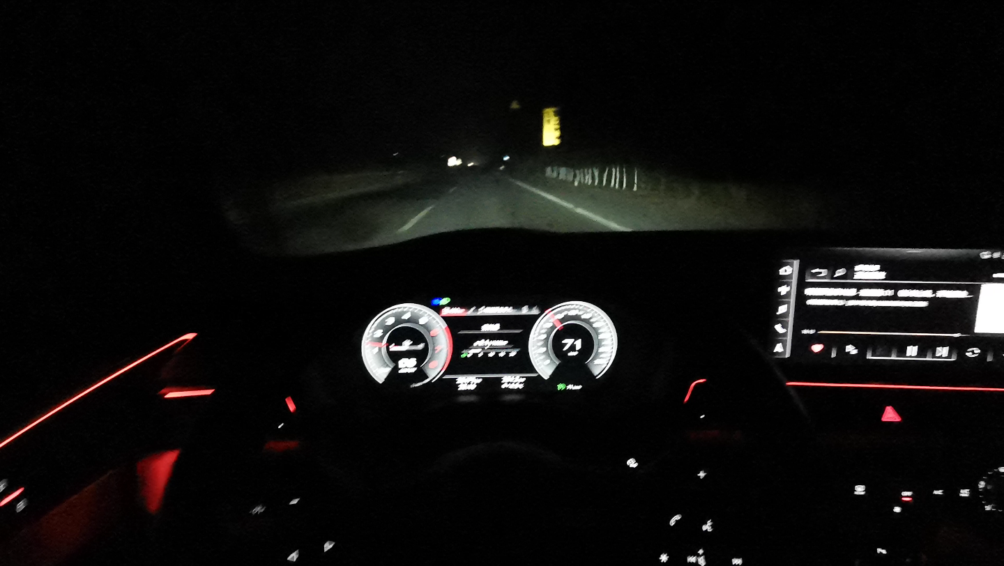 车里拍的夜景图片开车图片