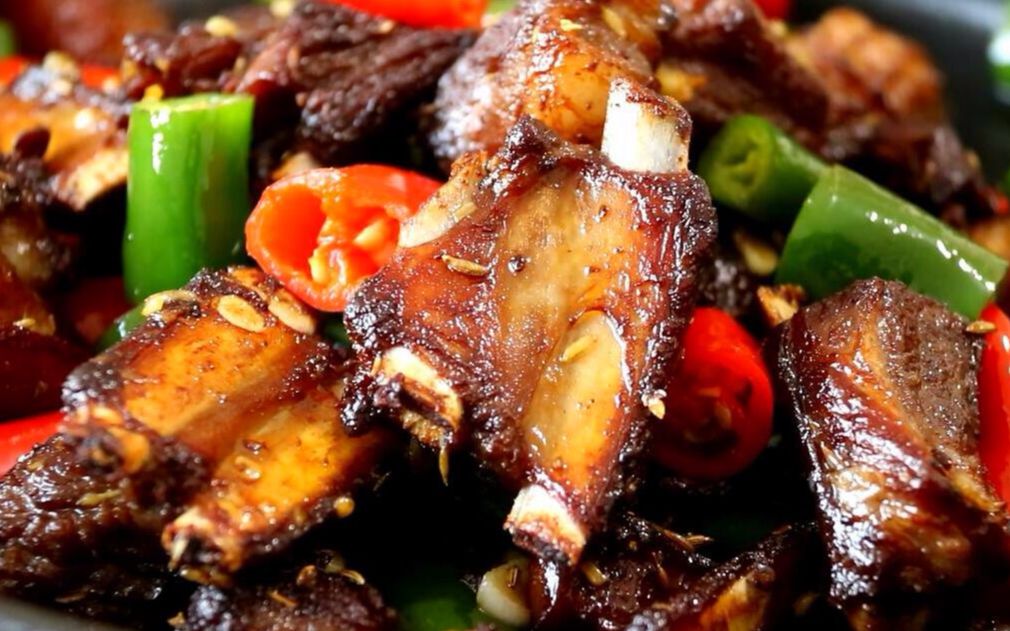 不用加水炖,教你干锅羊排的家常做法,省时又省事,一看就会