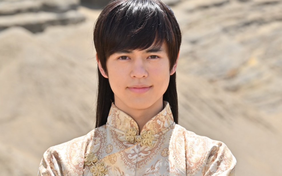 长发魔王&武士或人 真剑绿登场!超级英雄战记pv 特别映像