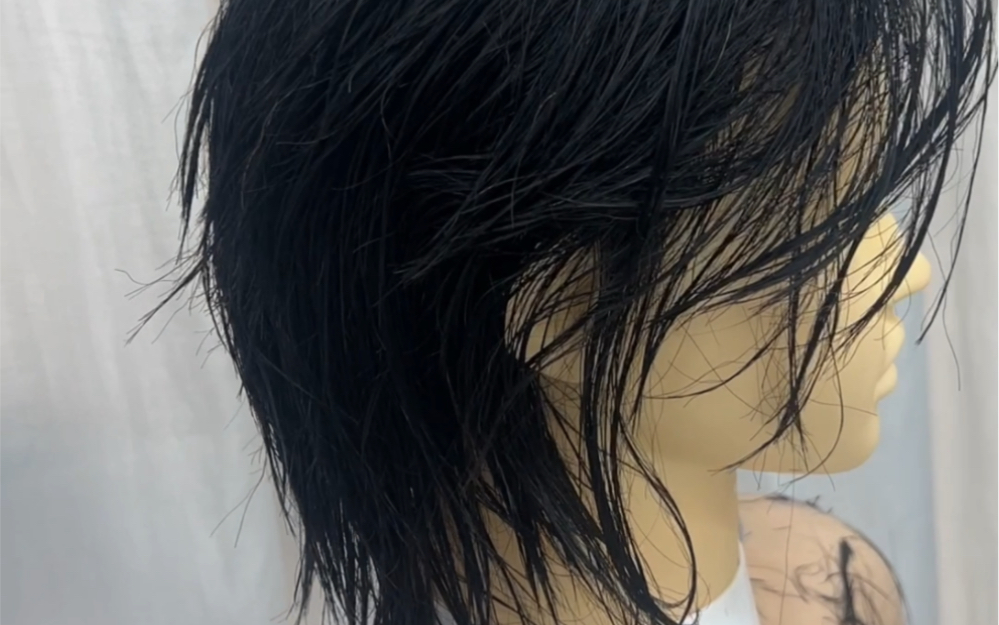 狼尾鲻鱼头短发艾特你能驾驭的姐妹来做