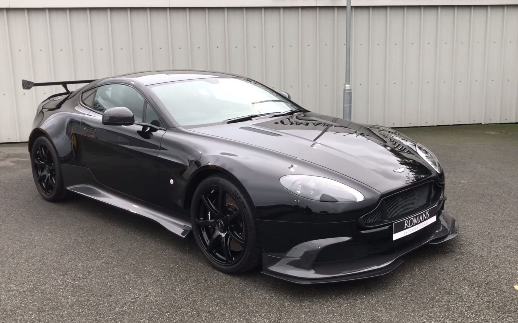 2017款阿斯顿马丁vantagegt8