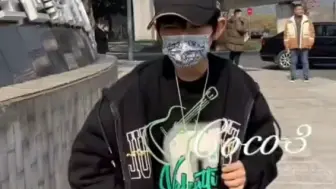 Download Video: 【陈浚铭】眼睛被人戳了 不知道有没有好一点