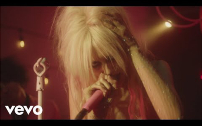 美国另类摇滚/流行朋克/车库摇滚Starcrawler  Stranded (Official Music Video)哔哩哔哩bilibili