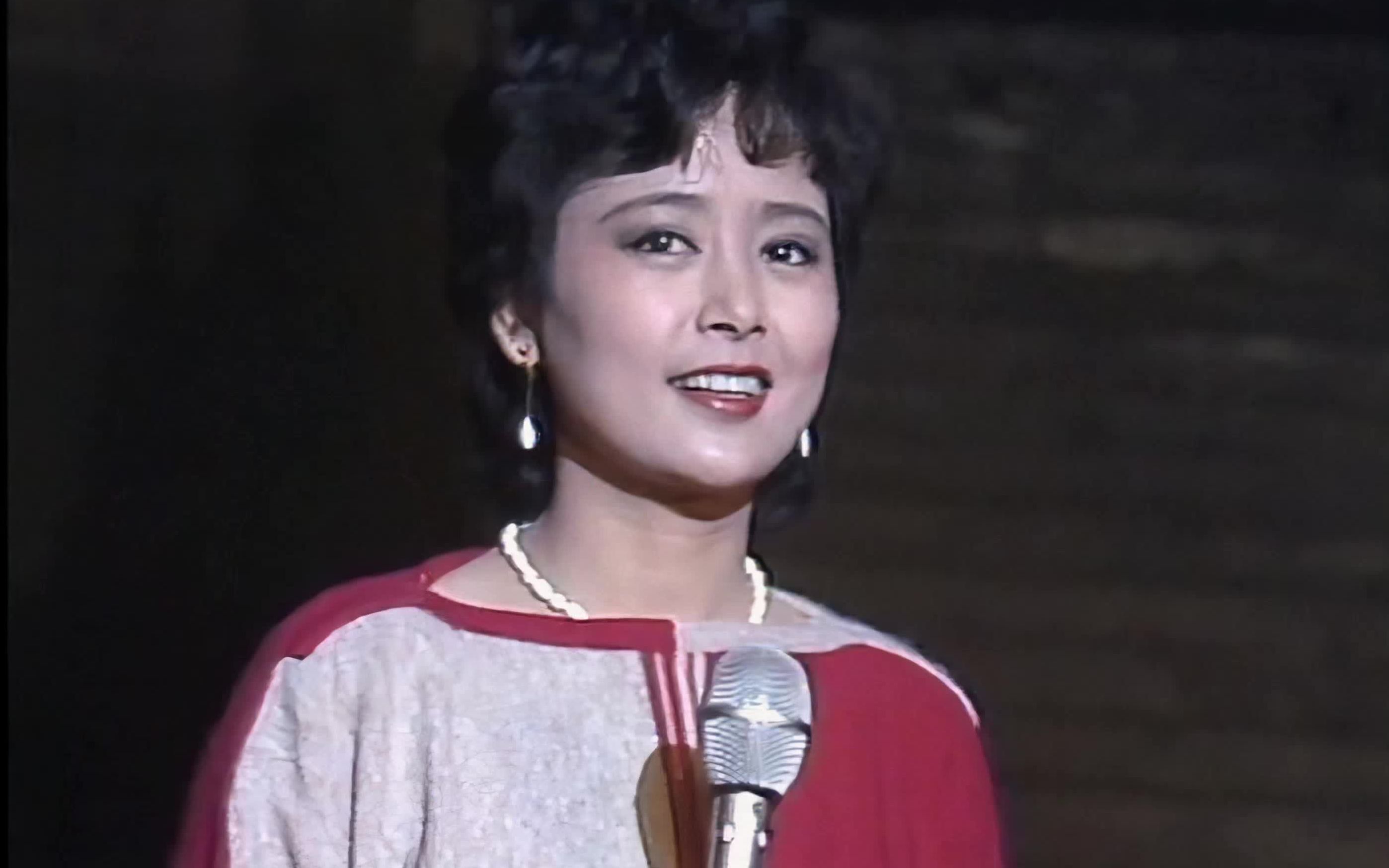 [图]1985 春晚 歌曲《南乡子》李元华