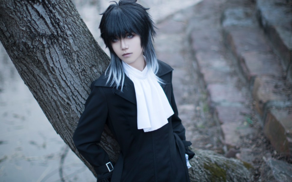 「文豪野犬芥川龙之介cos」金属易断,人心亦然