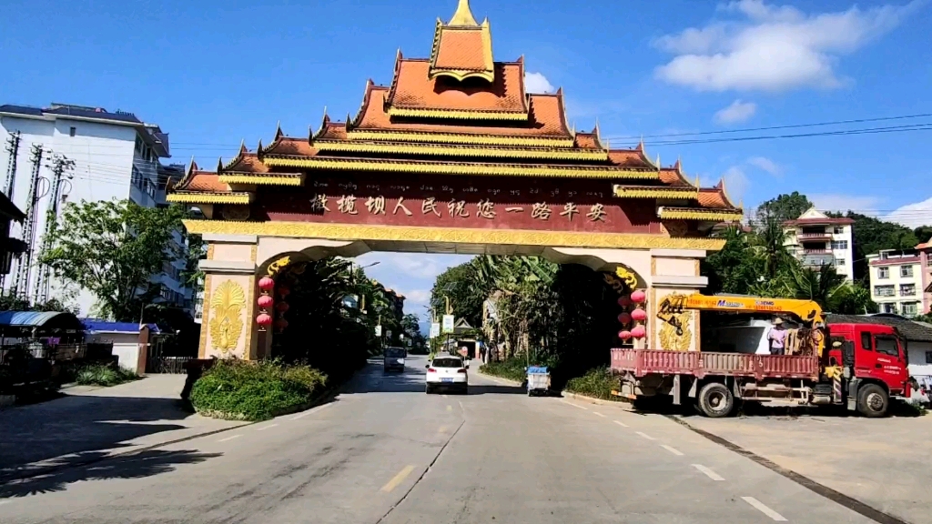 离开西双版纳,进入普洱市澜沧县,下一站糯扎渡镇