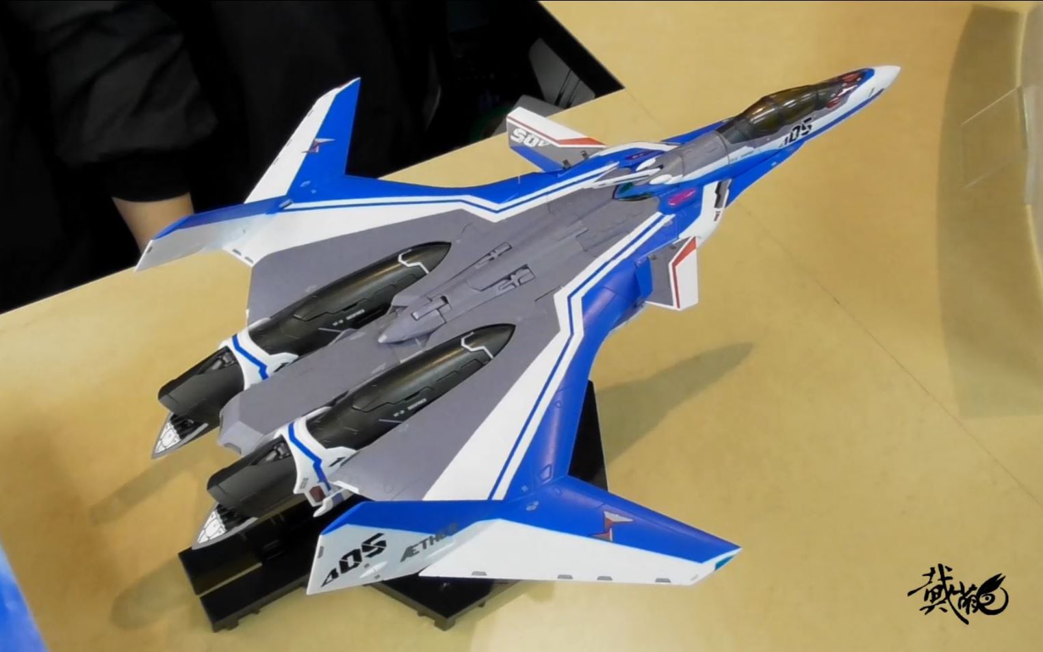 6】dx超合金 vf-31j 抢先把玩,简单评价~【超时空要塞】_哔哩哔哩 (゜