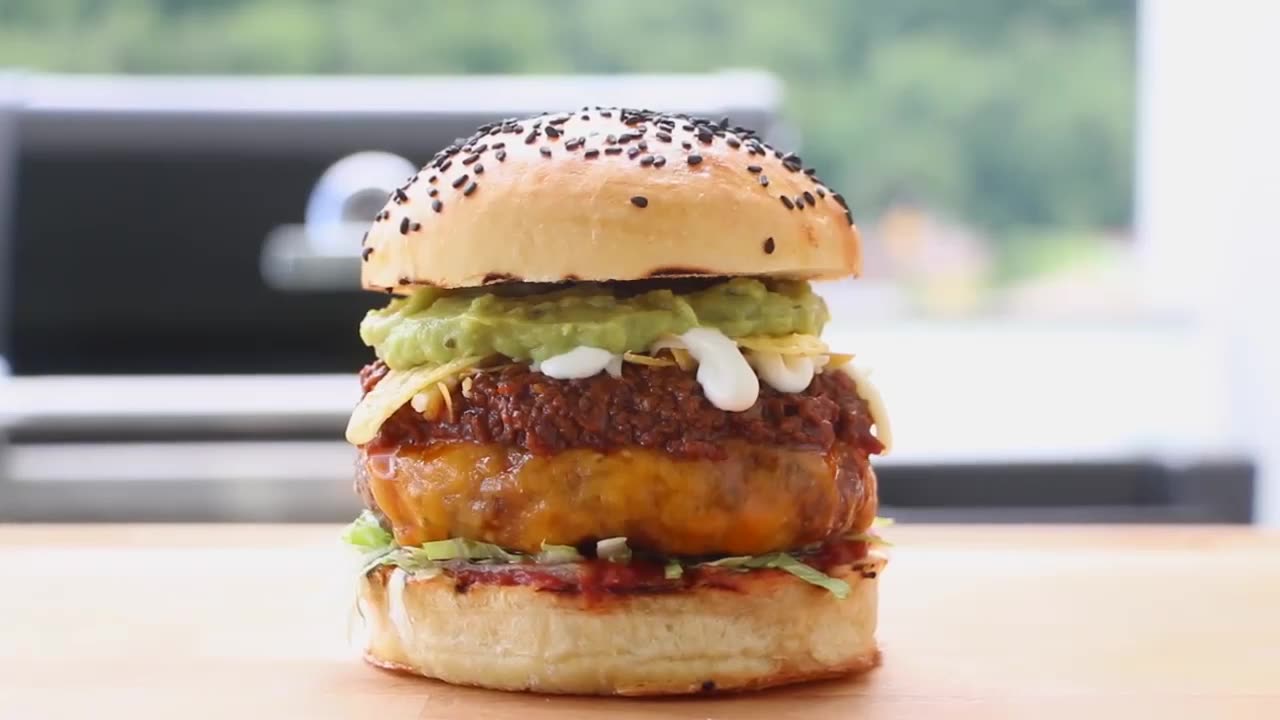 墨西哥芝士汉堡 | the mexican cheeseburger