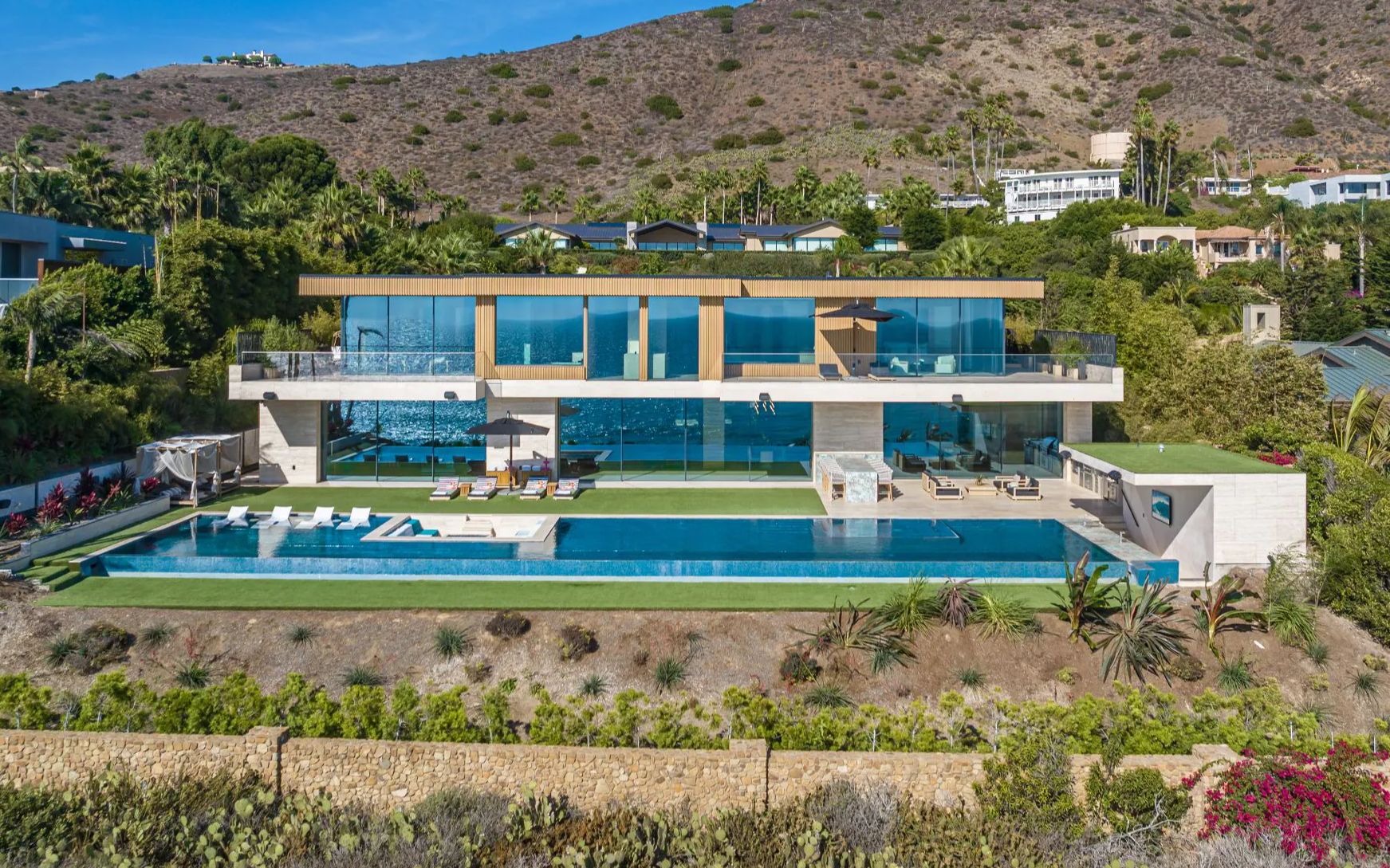 在加州马里布的一座现代海景度假别墅|11870 ellice st, malibu, ca