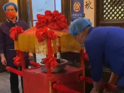 Download Video: 没点特色都不好意思开饭店。