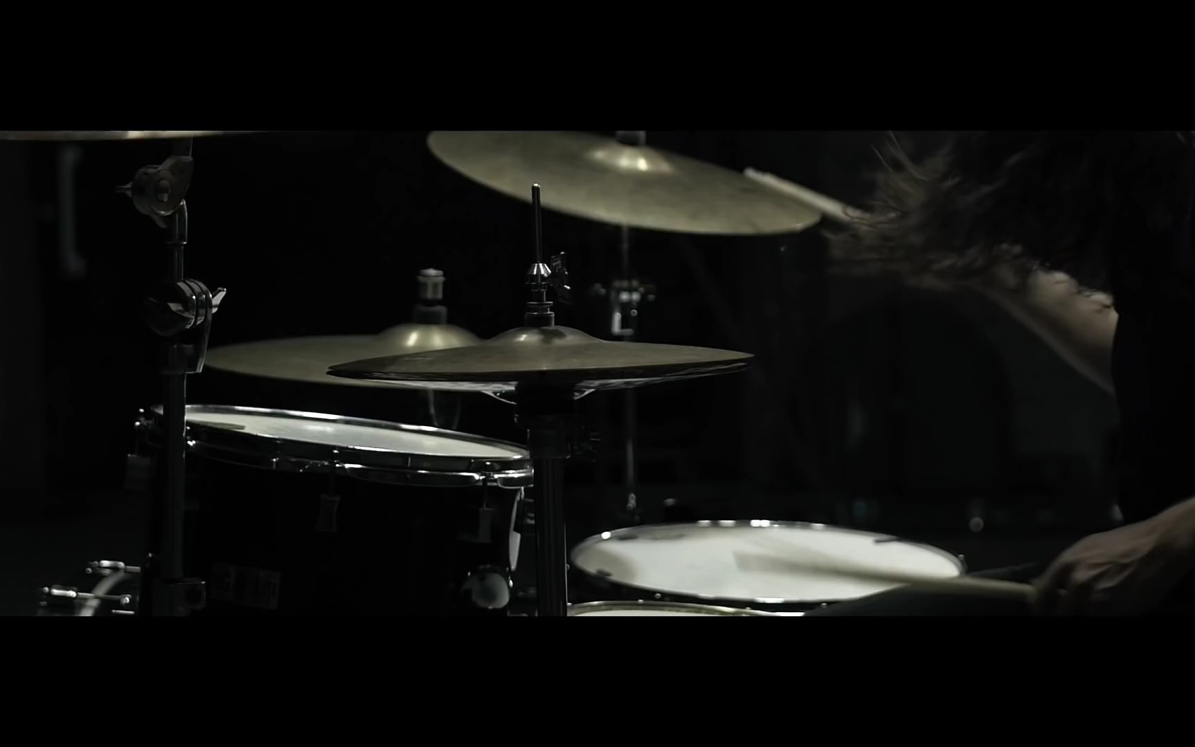 [图]【Get Scared】鼓手演绎“R.I.P.”(Drum Play Through)