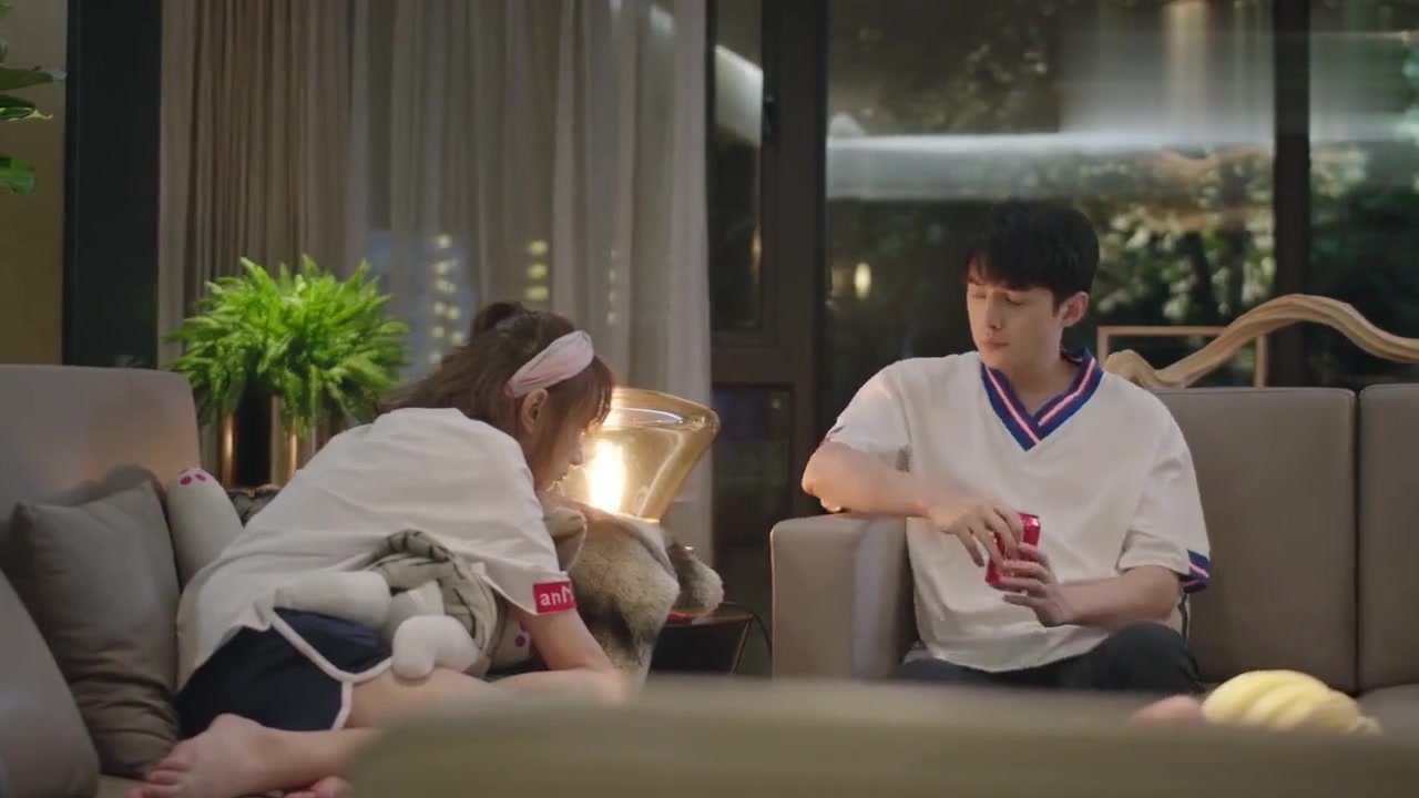 《浅情人不知》宁为璇跟高仁告白被拒,宁为瑾暖心安慰