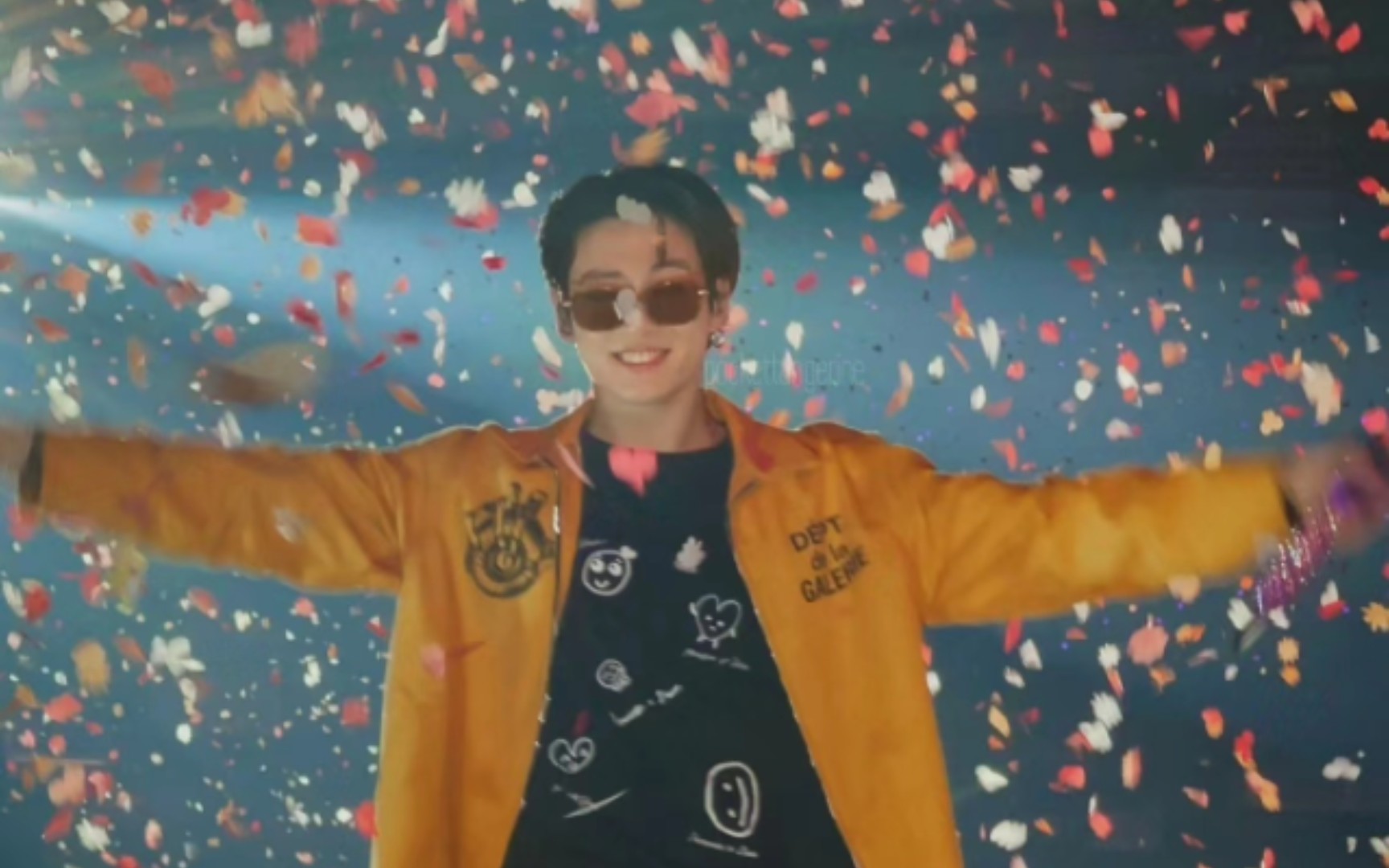 那天他在镁光灯下接住了我的玫瑰"「田柾国回忆杀」