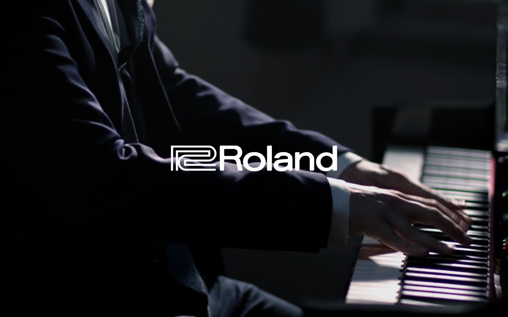 Roland罗兰 LX豪华电钢琴系列,感受演奏传统三角钢琴的乐趣哔哩哔哩bilibili