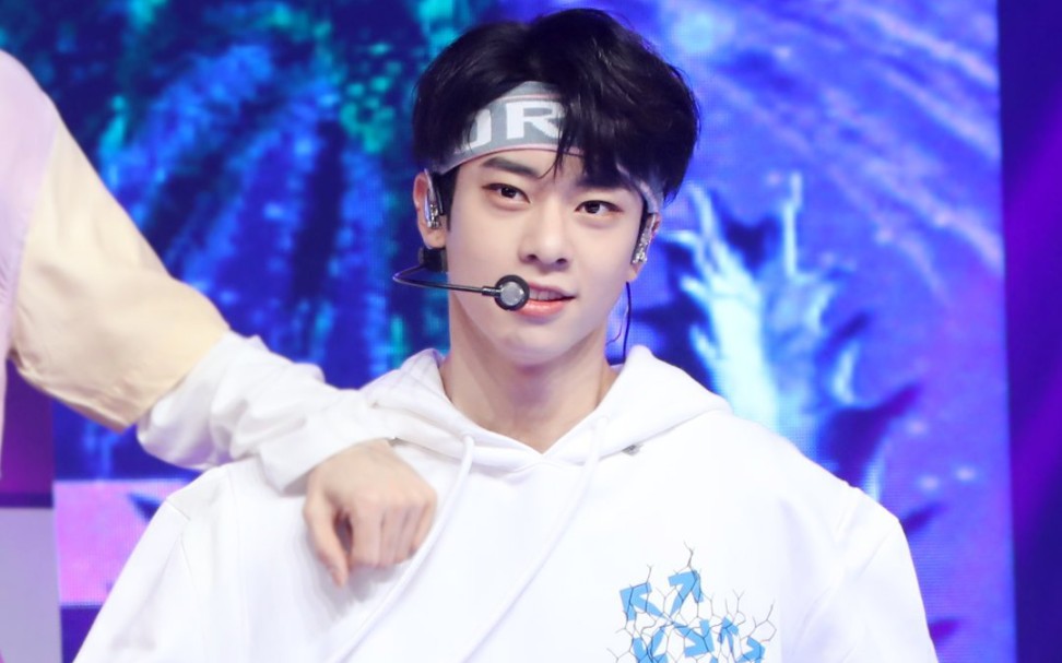 ab6ix金东贤vivid回归打歌舞台直拍合集