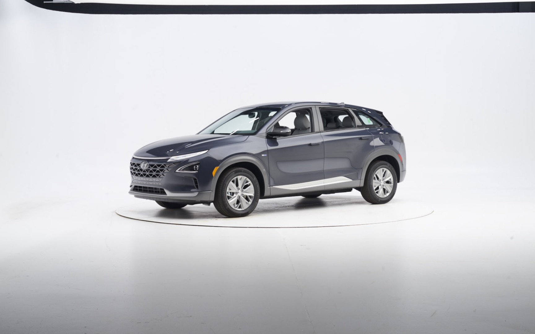 2019 现代 nexo 正面40%中等重叠偏置碰撞测试 iihs(多视角)