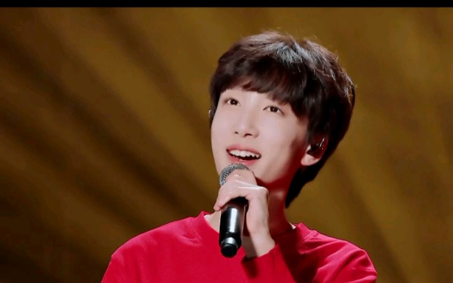 姚昱辰的吸粉舞台