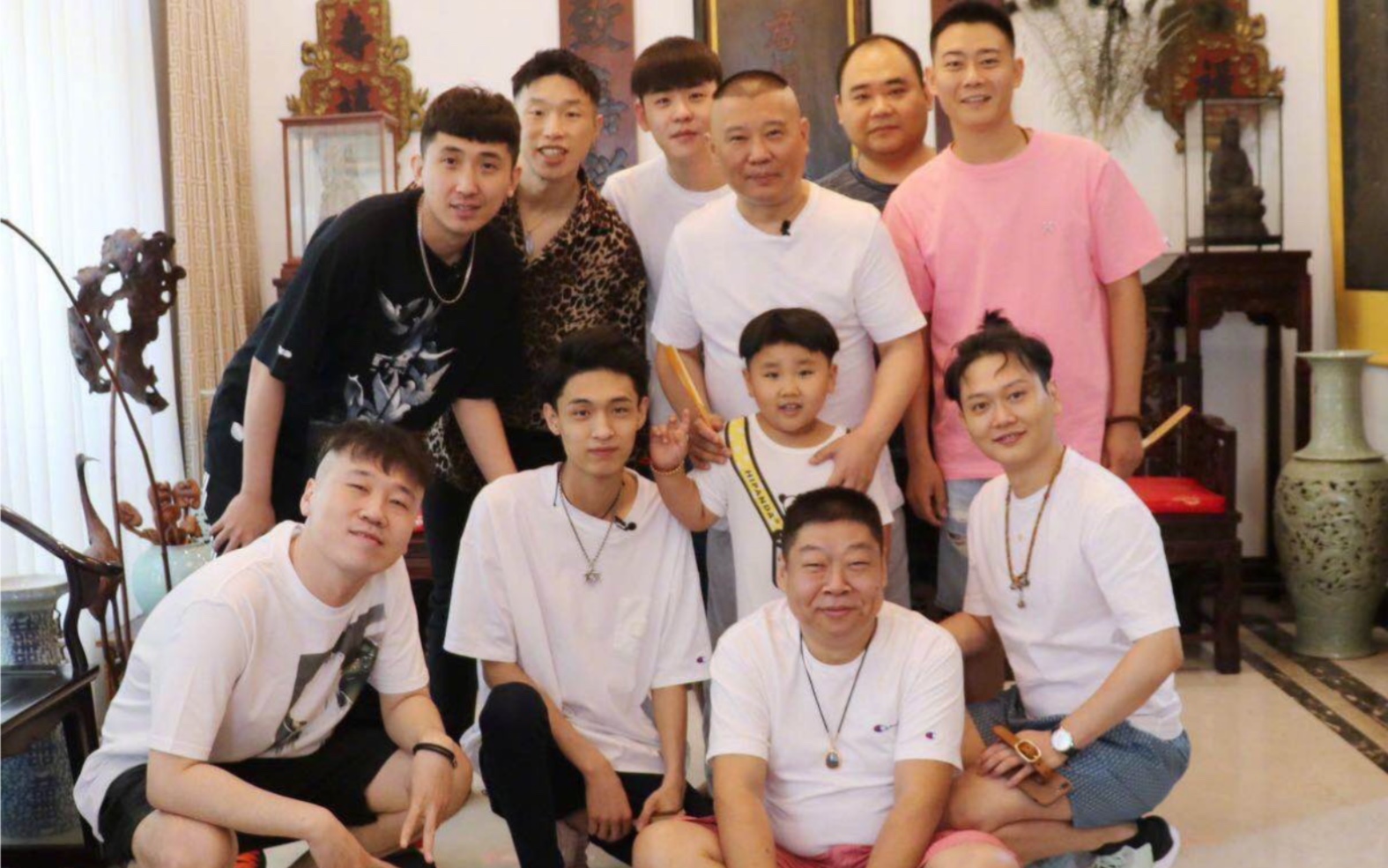 【德云社】"第一男子天团"团综要开始啦!别说话-看照片!