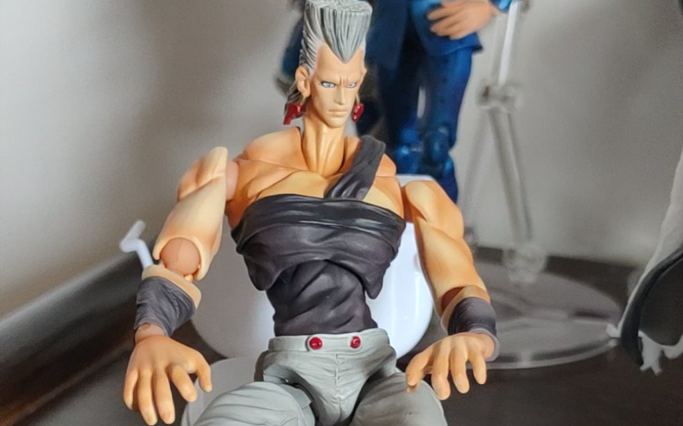 面接马桶上的波鲁那雷普先辈,结果尴尬了