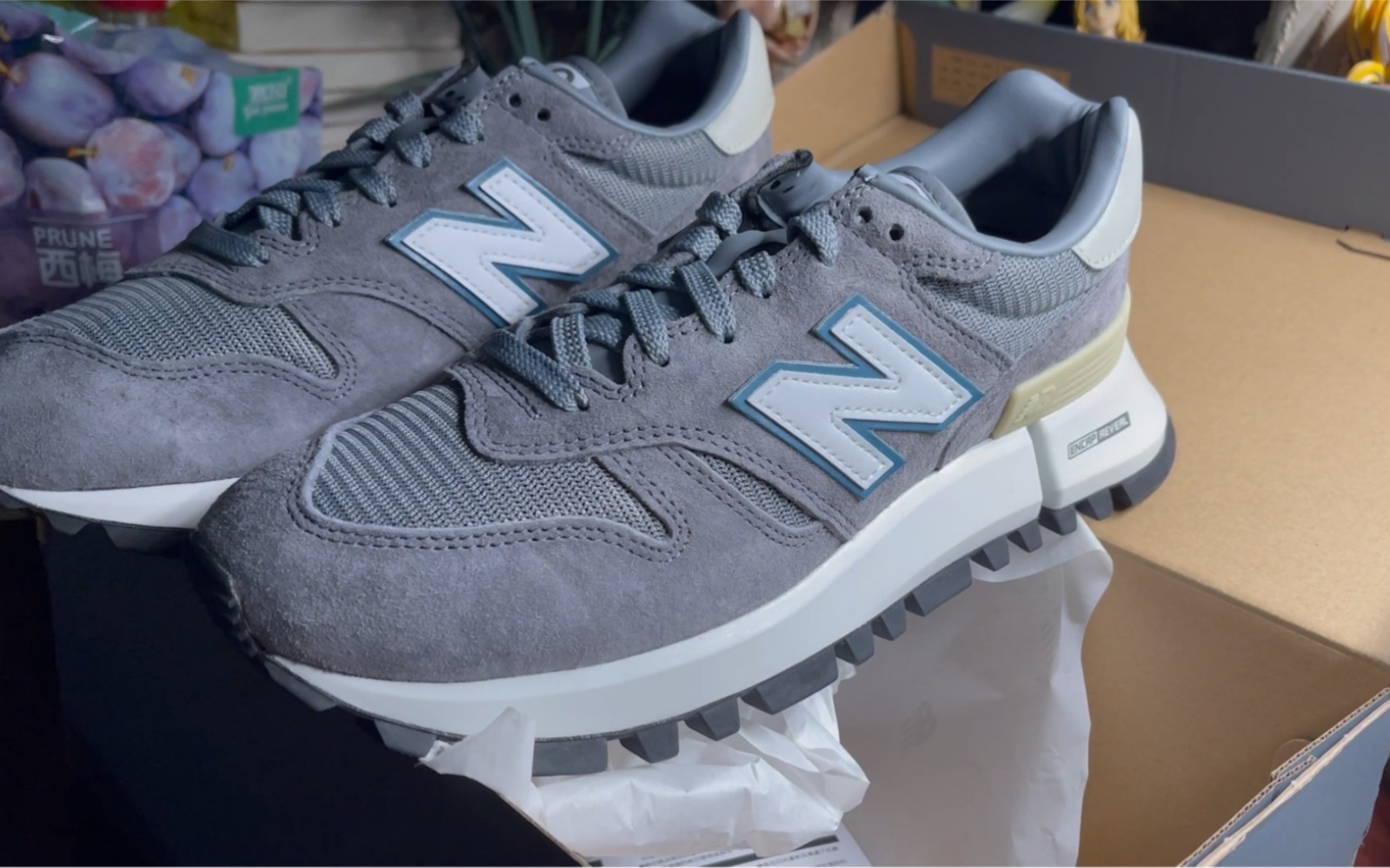 开箱new balance1300 rc