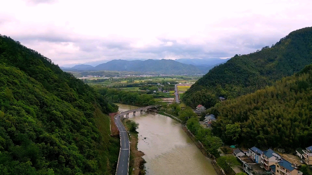 衢州龙游灵山江航拍