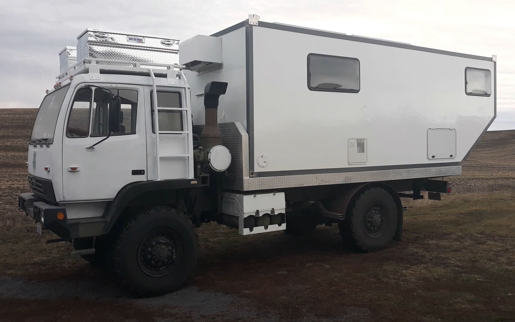 退役m1078军车改装越野房车全纪录