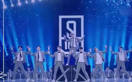 【eiei】小朋友自己学的跳舞,留作纪念