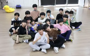 Download Video: 【TF家族练习生】「TF少年梦工厂-立夏」制作篇（上）