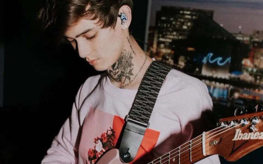 【转载】tim henson教你弹blood moon(以及制作过程)