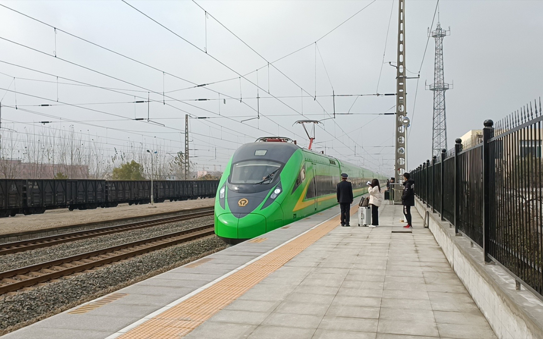 【济局动集首日运转】c674/5 青岛-曹县 cr200j-1056 兖州-济宁区间