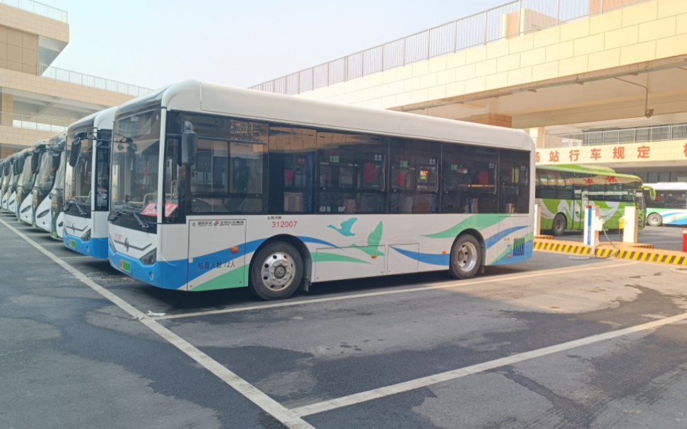 雄安303路东风客车原速原声前方展望