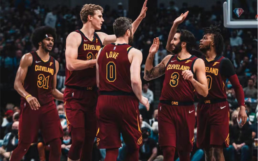 本赛季最让人惊喜的球队:克利夫兰骑士队,三塔的效果出人意料!