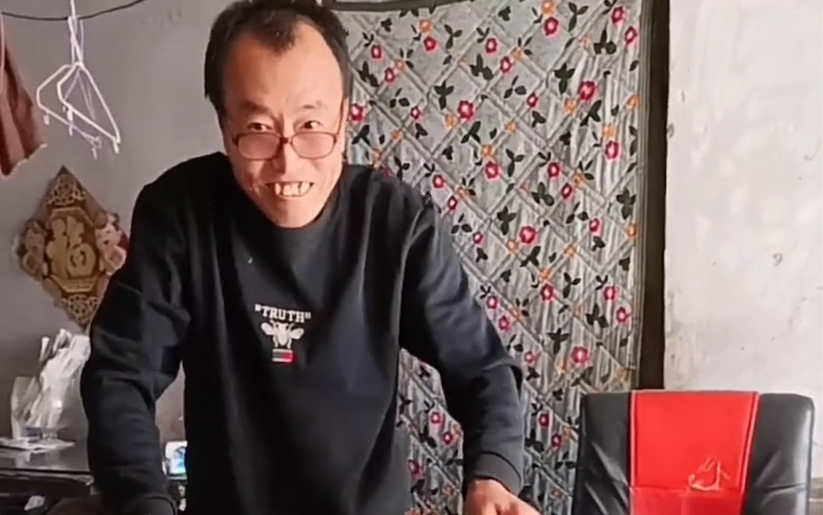 【火山老七】闹闹的越来越急 眼中只剩下对库里南的渴望