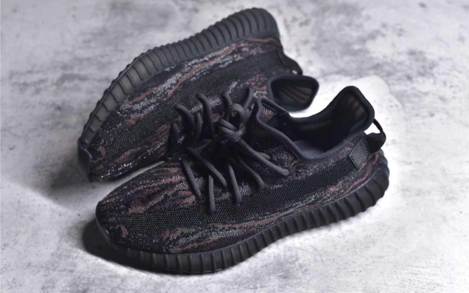 adidas yeezy 350v2 boost mx rock 椰子迷彩黑天使