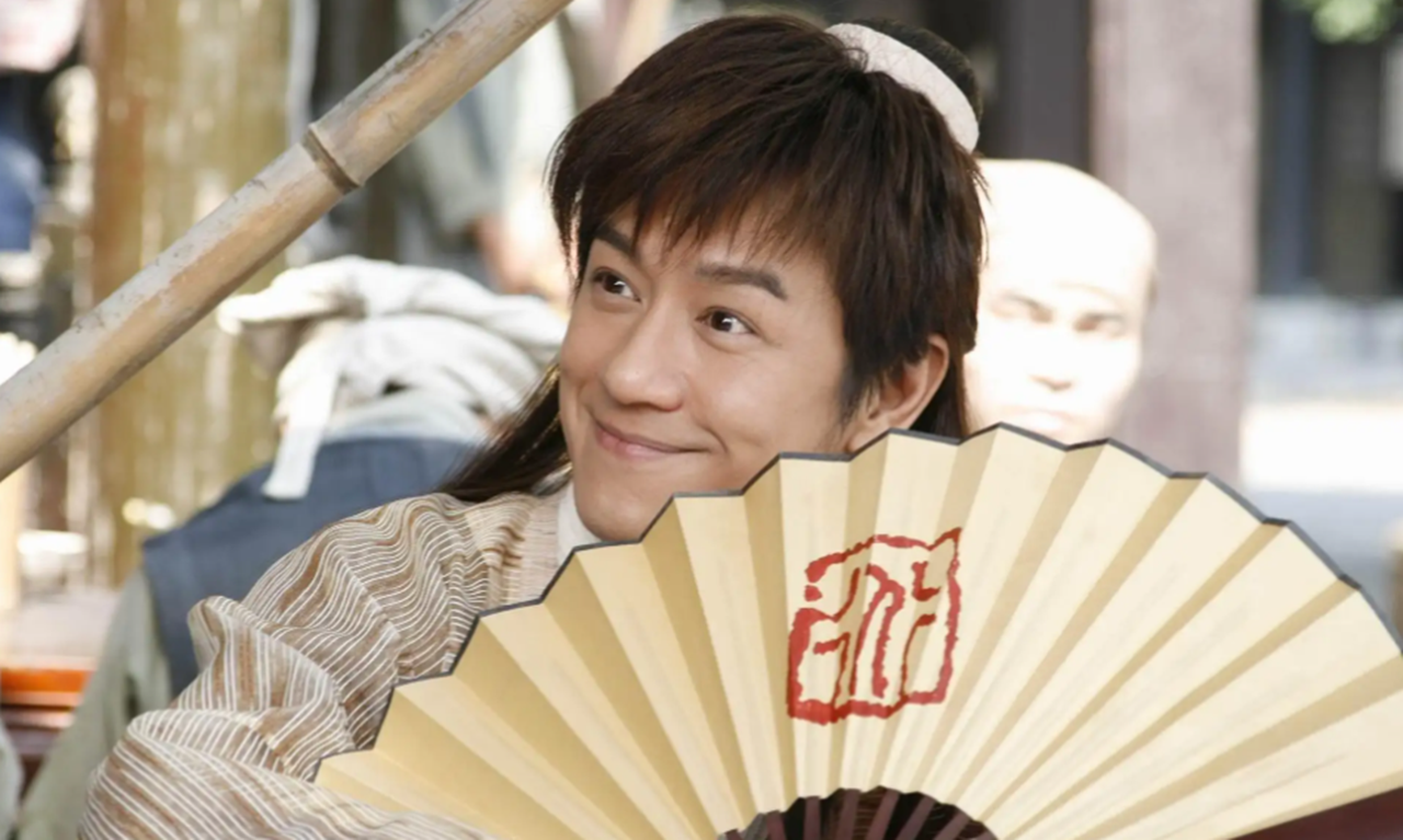 陈浩民回应"王宝钏挖野菜"梗上热搜:体脂应该很低吧