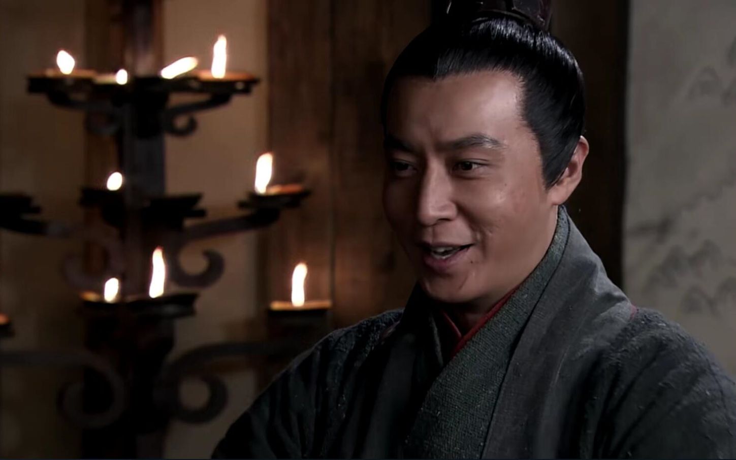 景监帮卫鞅觐见秦公,却引发了士子们的不满,《大秦帝国》十六集_哔哩