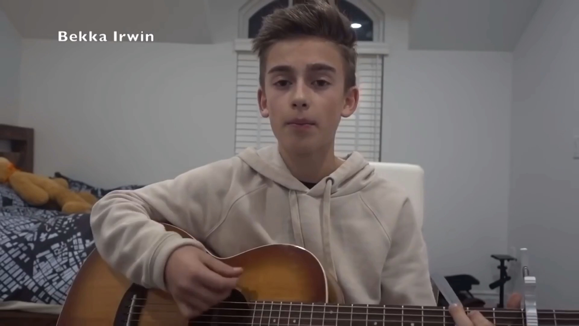 [图](Johnny Orlando ) Never let you go (cover)