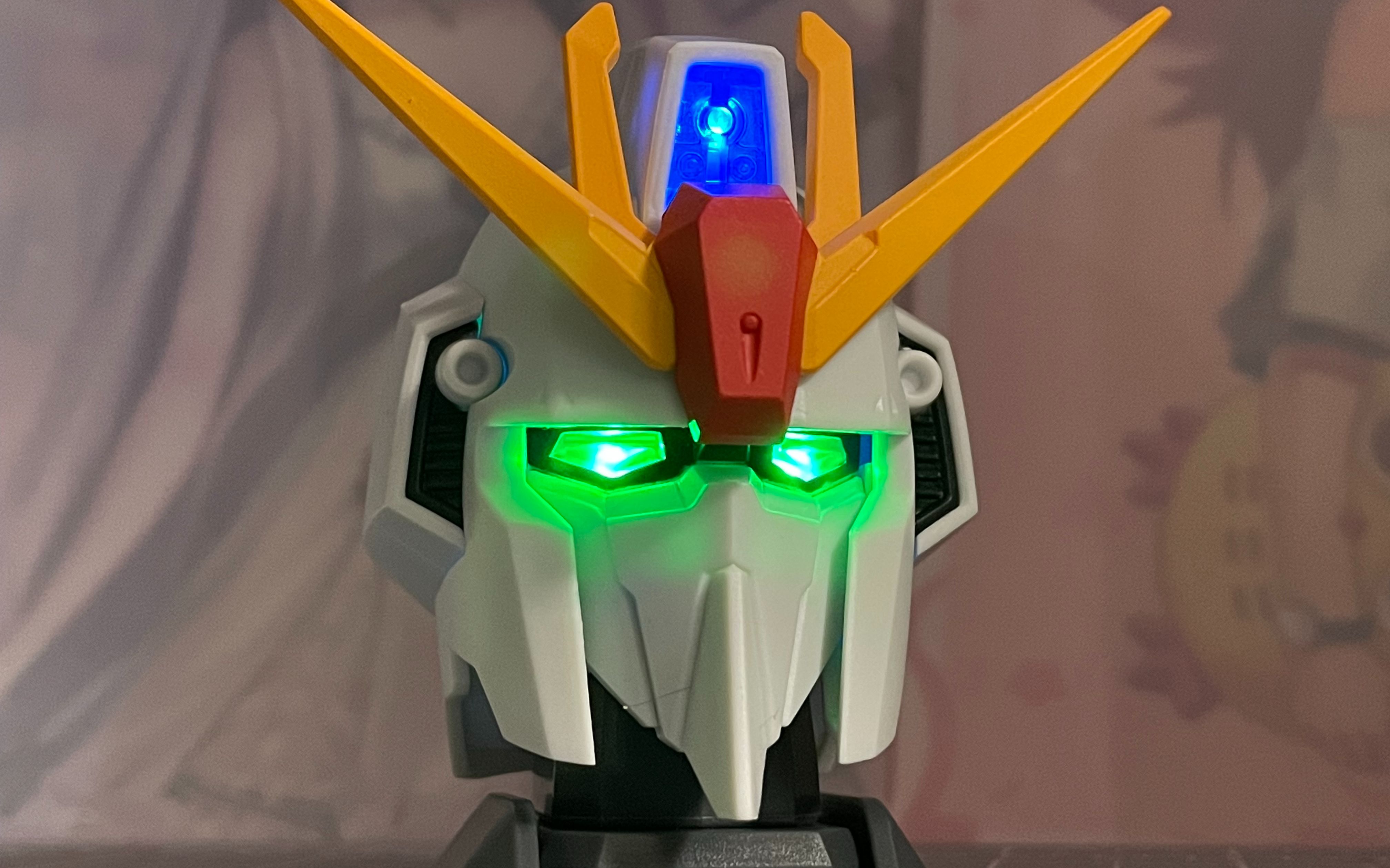 万代exceed model系列 机动战士高达z 高达头扭蛋简单加灯教学_哔哩